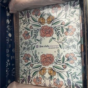 The Budget Mom Planner - Live Rich Planner